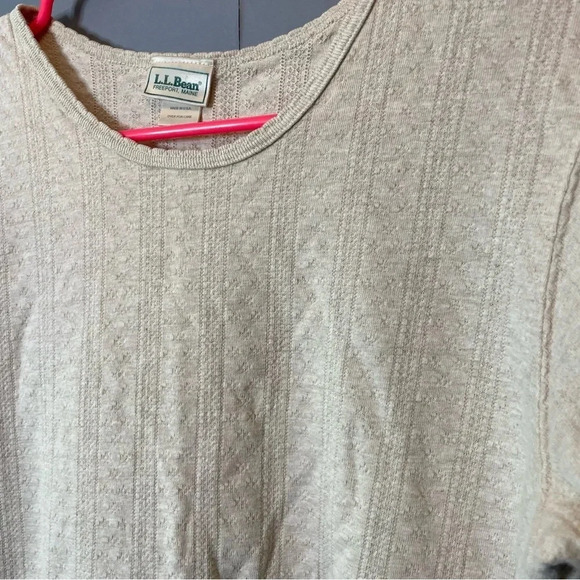 L.L. Bean cream textured short sleeve T-shirt, size medium, 100% cotton - Picture 2 of 6